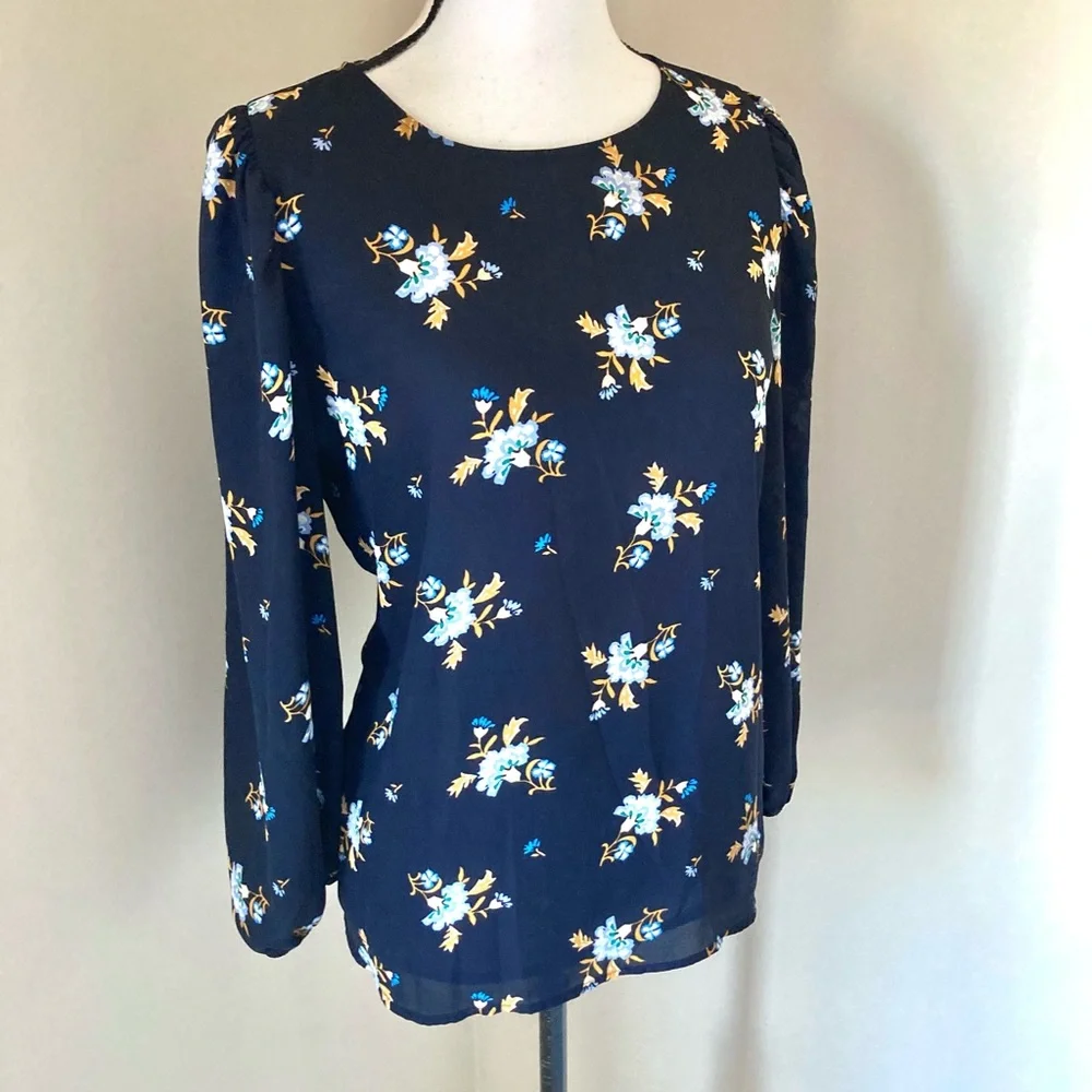LOFT Vine Puff Sleeve Blouse in Navy/Floral Print Size M